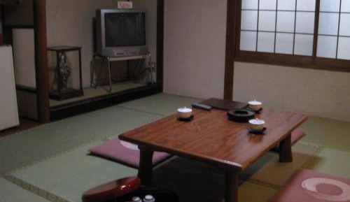 Japanese-Style Twin Room with Shared Bathroom