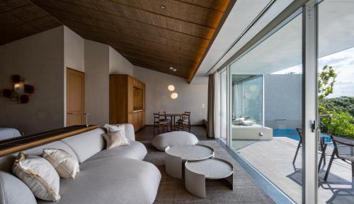 Suite with Private Pool