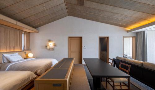 Suite with Private Pool