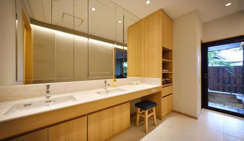 Suite with Garden View