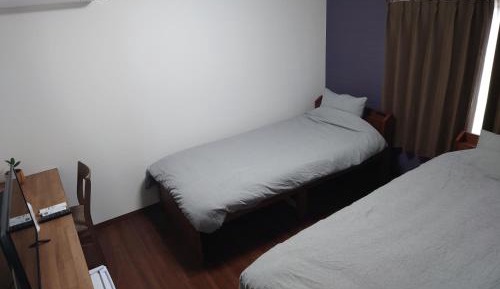 Economy Twin Room