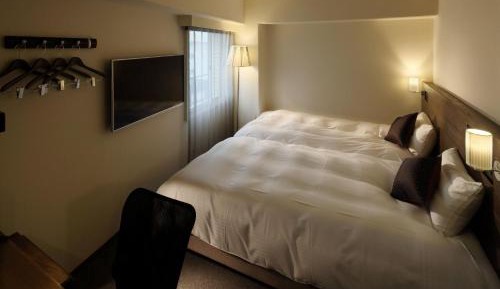Compact Twin Room - Non-Smoking