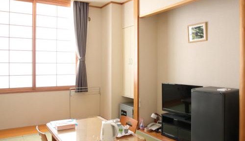 Economy Twin Room