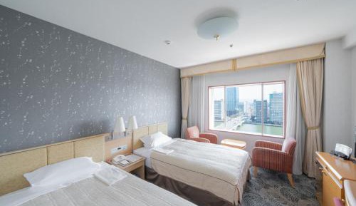 Deluxe Twin Room with River View - Non-Smoking