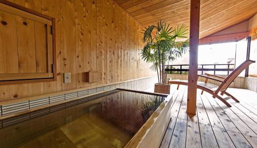 Two-Bedroom Suite with Open-Air Bath