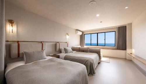 Twin Room with Sea View