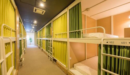 Bed in 30-Bed Mixed Dormitory Room