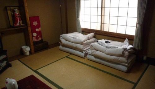 Japanese-Style Triple Room with Shared Bathroom