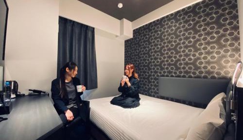 Small Double Room - Non-Smoking