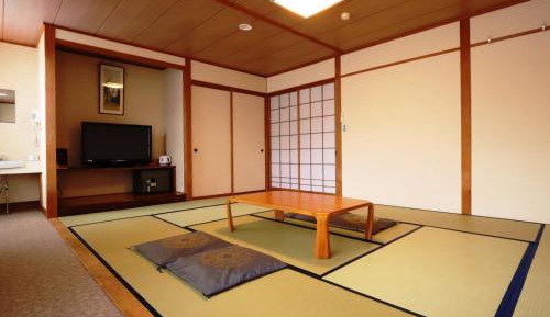 Japanese-Style Superior Room with Bathroom 