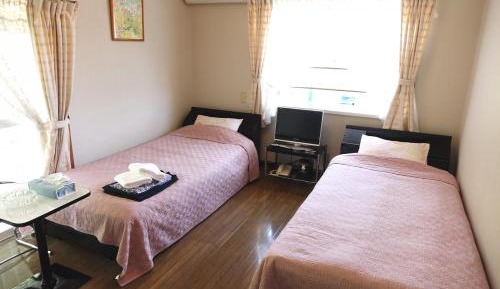 Twin Room with Bathroom