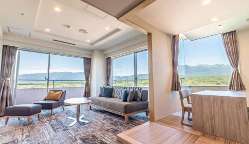 Superior Family Room