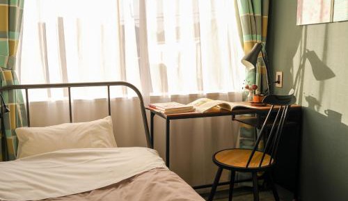 Small Single Room