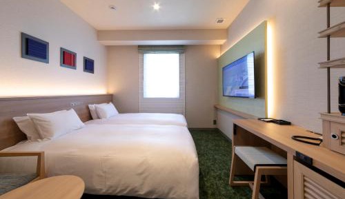 Twin Room B