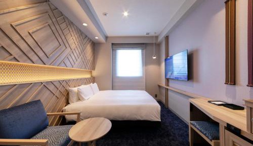 Queen Double Room with Shower Booth