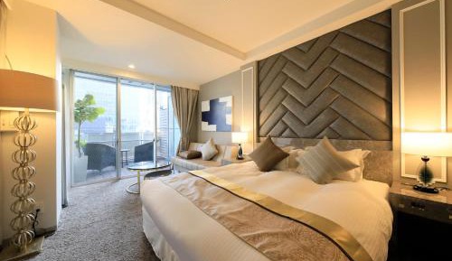 Executive King Room with Balcony - Non-Smoking - Annex