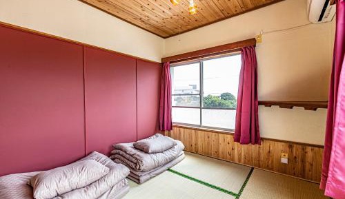 Japanese-Style Room