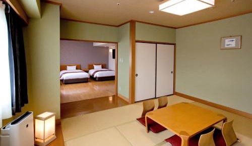 Family Room with Tatami Area - Non-Smoking