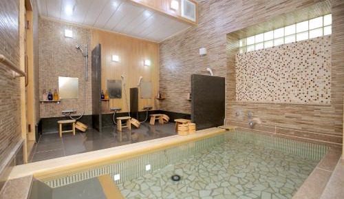 Twin Room with Shared Bathroom