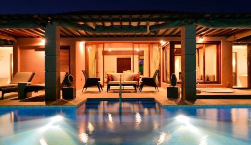 BAY FRONT  SUITE VILLA  FOREST GARDEN (2-BEDROOM)