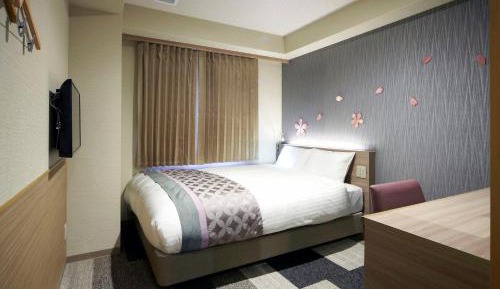 Double Room with Complimentary Lobby Drinks