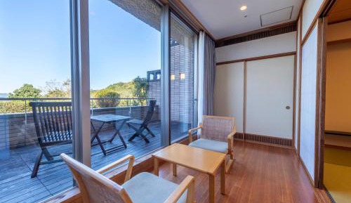 Japanese-Style Room