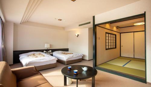 Family Room with Tatami Area