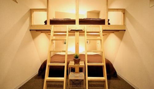Quadruple Room with Bunk Bed and Shared Bathroom