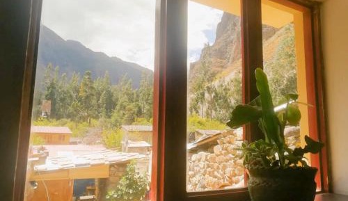 Suite with Mountain View