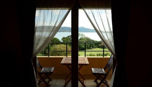 Standard Twin Room with Sea View
