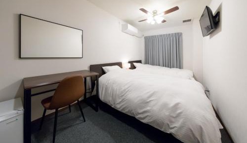 Economy Triple Room with Shared Bathroom