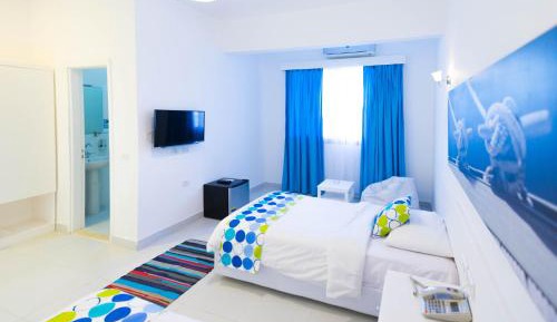 Deluxe Double or Twin Room with Mountain View