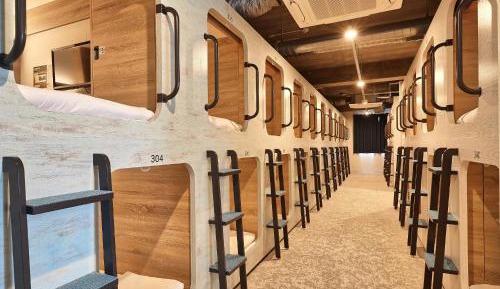 Capsule Room for Men  Upper/Lower Unselectable