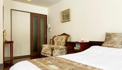 Large Double Room