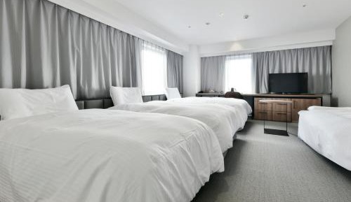 Deluxe Twin Room with 2 Extra Bed