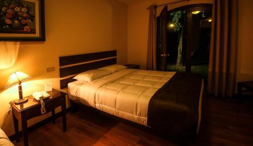Queen Room