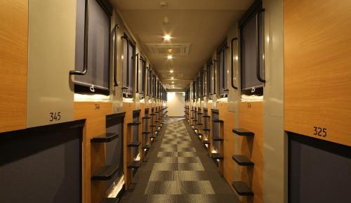 Mixed Capsule Room - Non-Smoking
