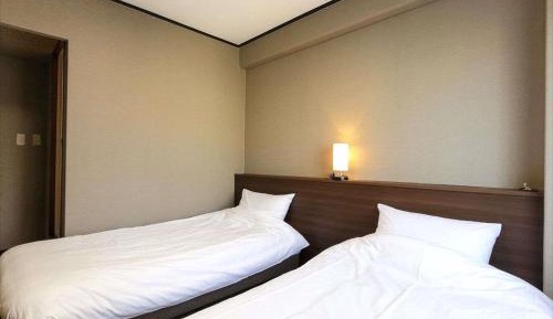 Twin Room - Non-Smoking