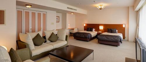 Superior Twin Room with Garden View - Non-Smoking