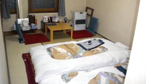 Japanese-Style Twin Room with Shared Bathroom