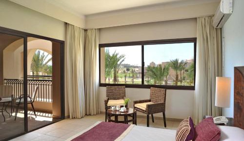 Two-Bedroom Suite, Queen or Twin Bed– Garden view-