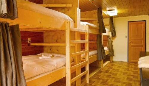6-Bed Mixed Dormitory Room