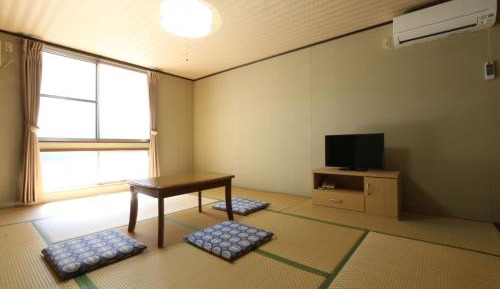 Standard Japanese-Style Room