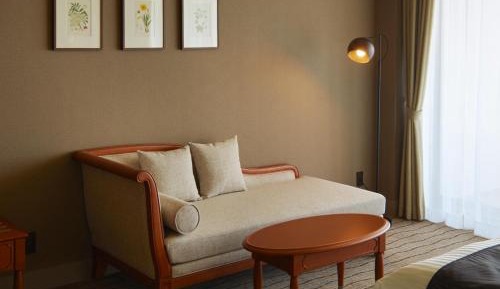Deluxe Twin Room with Balcony and Ocean View