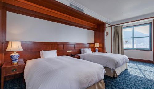Premier Suite with Ocean View
