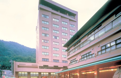 Minami Hotel | Hanamomiji