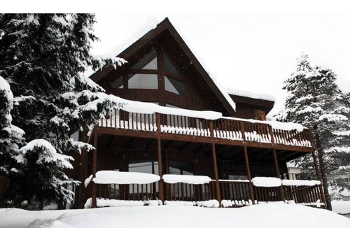 Furano House | Furano Lodge 10 / Furano Hokkaidō
