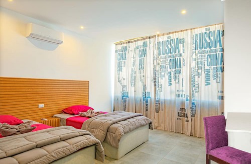 Sakkala Hostel | Bedcoin Hostel