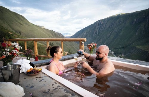 Ollantaytambo Resort | Stardome Spiritual Experience