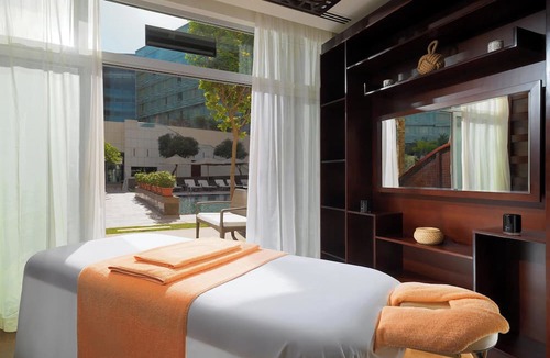 An-Nuzhah Hotel | Le Méridien Cairo Airport